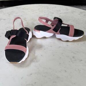 Sorel Pink and Black Women's Sandals